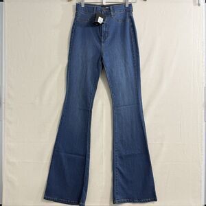 NEW Fashion Nova Womens Size 5 Deep in My Soul Flare Medium Wash Denim Jeans